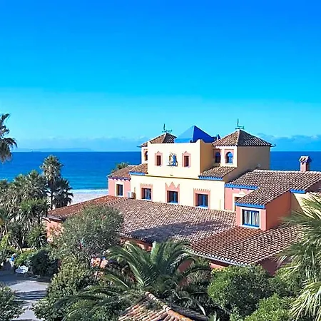 Dos Mares Hotel 3*