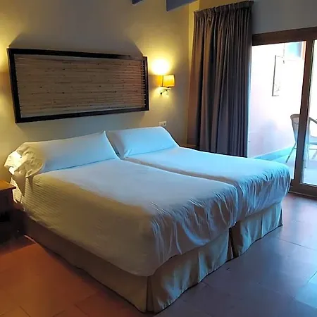 Hotel Dos Mares 3*